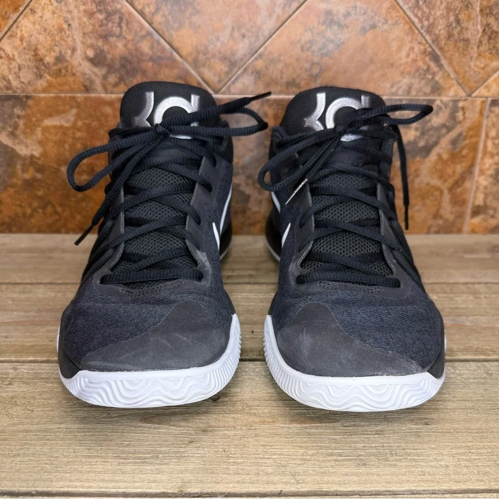 Nike KD Trey 5 V basketball shoes